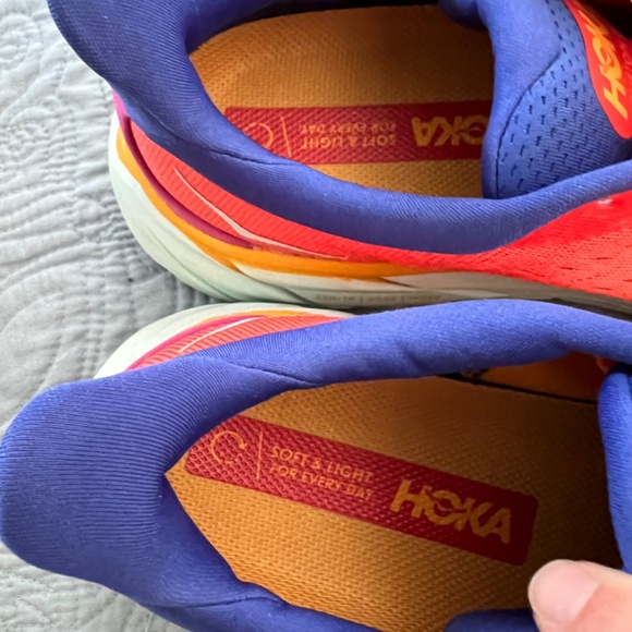 EUC Orange/Purple Hoka Clifton 8, Size 8.5 - Picture 2 of 5